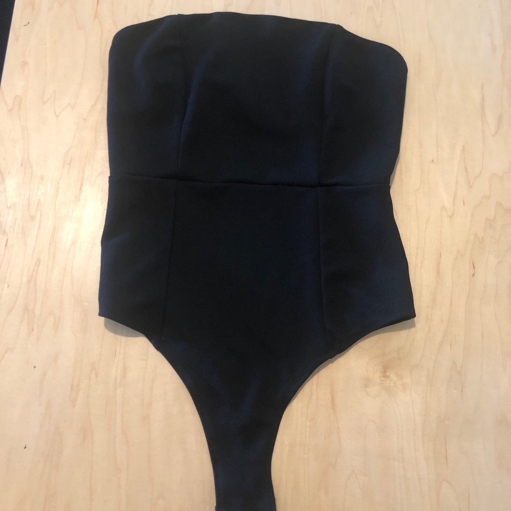 Strapless bodysuit